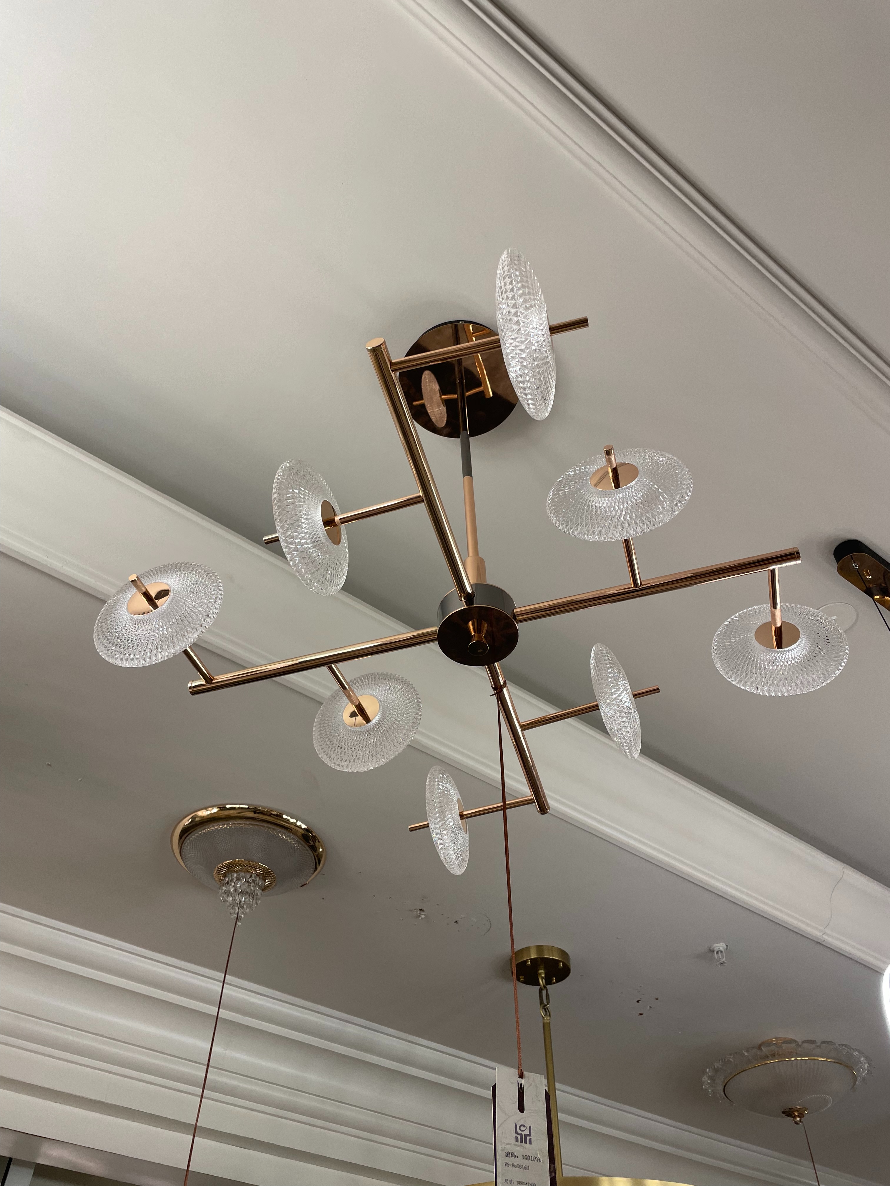 Industrial-style chandeliers, household ceiling lamps, lighting fixtures, living room chandeliers, modern and simple design, lighting decoration Item Picture