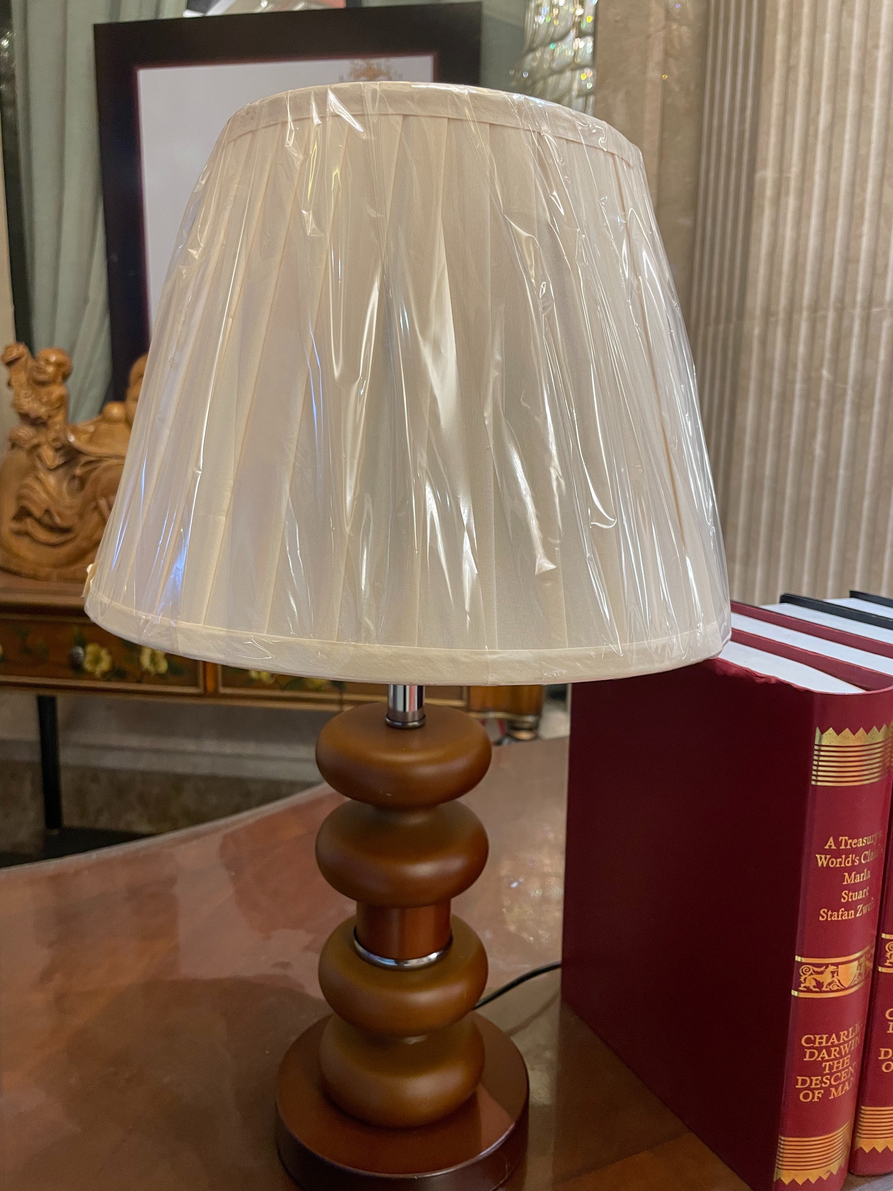 Creative table lamp, radio-powered night lamp, floor lamp and countertop lamp, integrated design, energy-saving, durable, environmentally friendly light source, beautiful and practical new style Specification image
