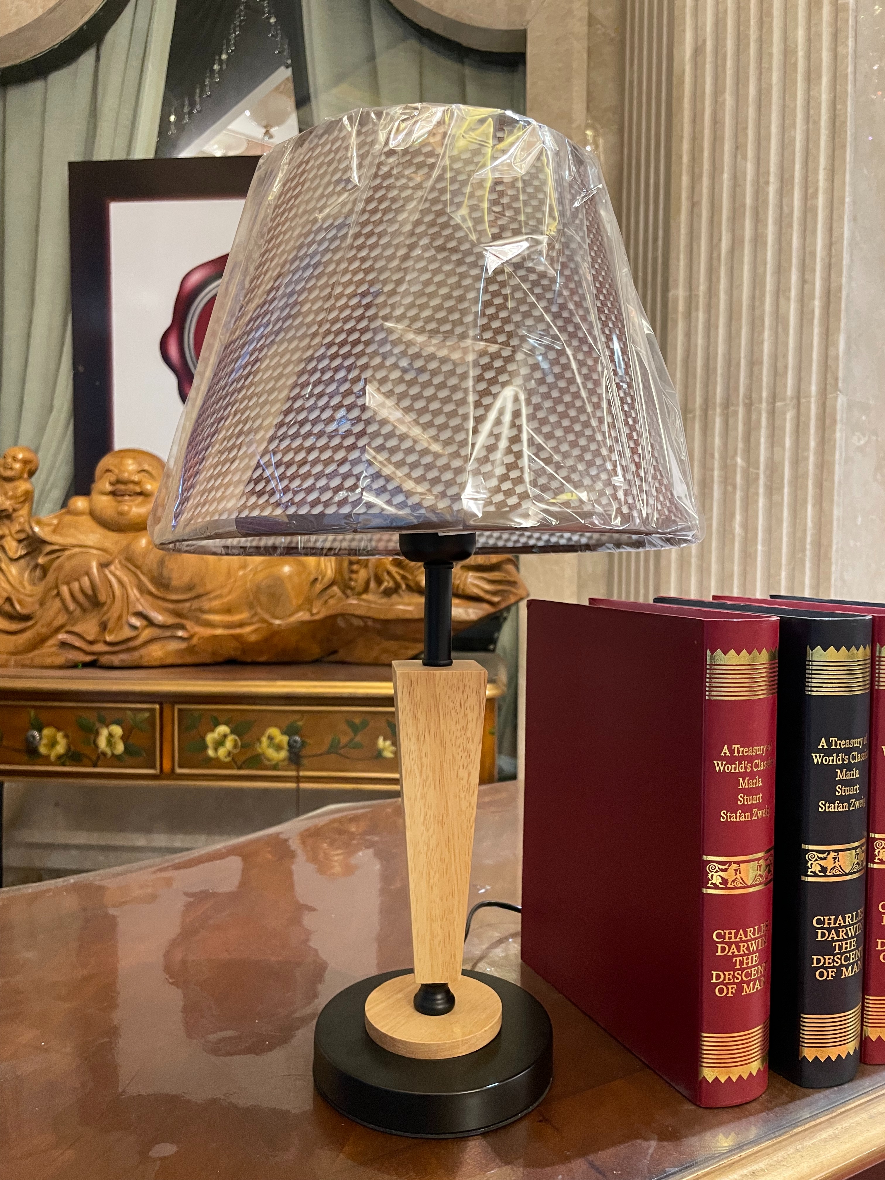 Ordinary lighting desk lamp, eye protection, flicker-free student desk lamp