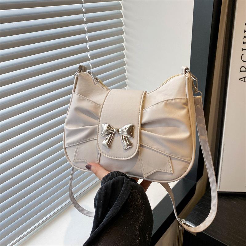 French Minority Sweet Small Bag Women's Bag 2024 High-Grade Light Luxury Messenger Bag Pleated Bow Underarm Bag Women