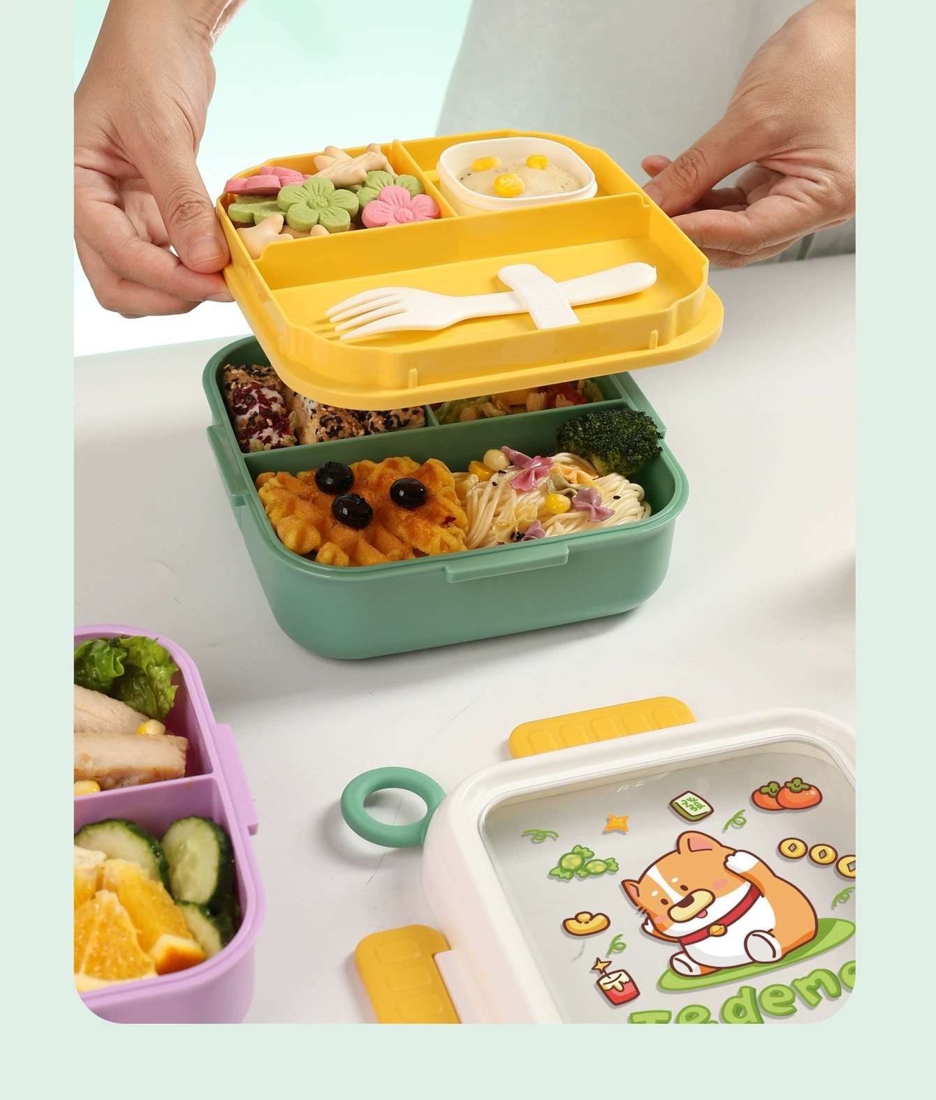 S42-6789 Cartoon square lunch box Students and office workers lunch box can be heated in the microwave bento box undefined