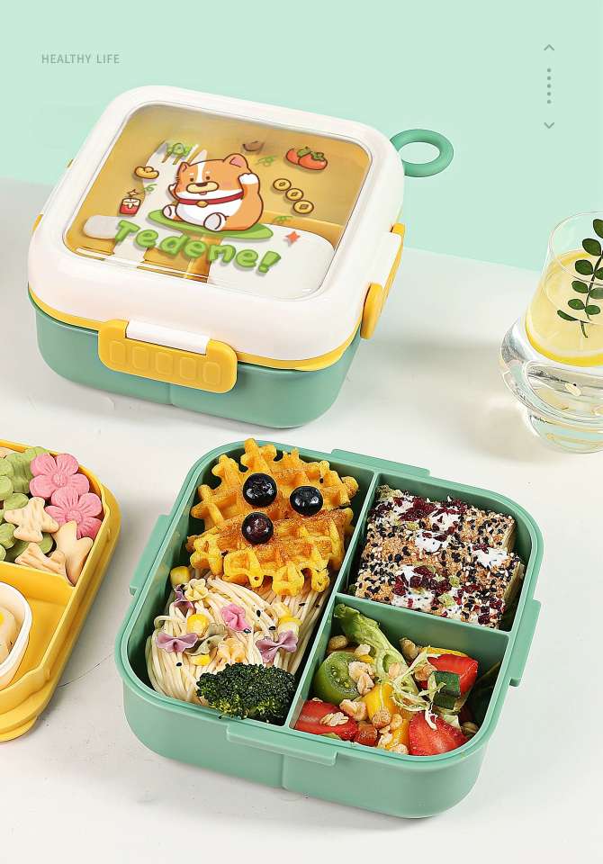 S42-6789 Cartoon square lunch box Students and office workers lunch box can be heated in the microwave bento box Application Scenario