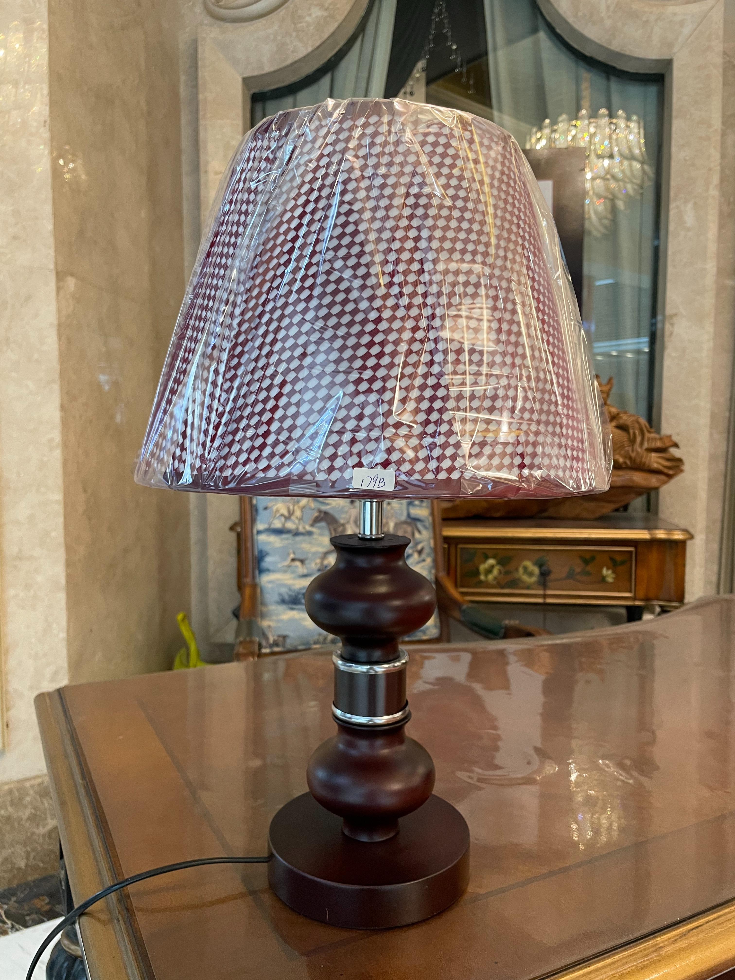 Children's toy desk lamp, toy-shaped, ordinary lighting desk lamp, suitable for children, warm gift, night companion, safe and environmentally friendly material Application Scenario