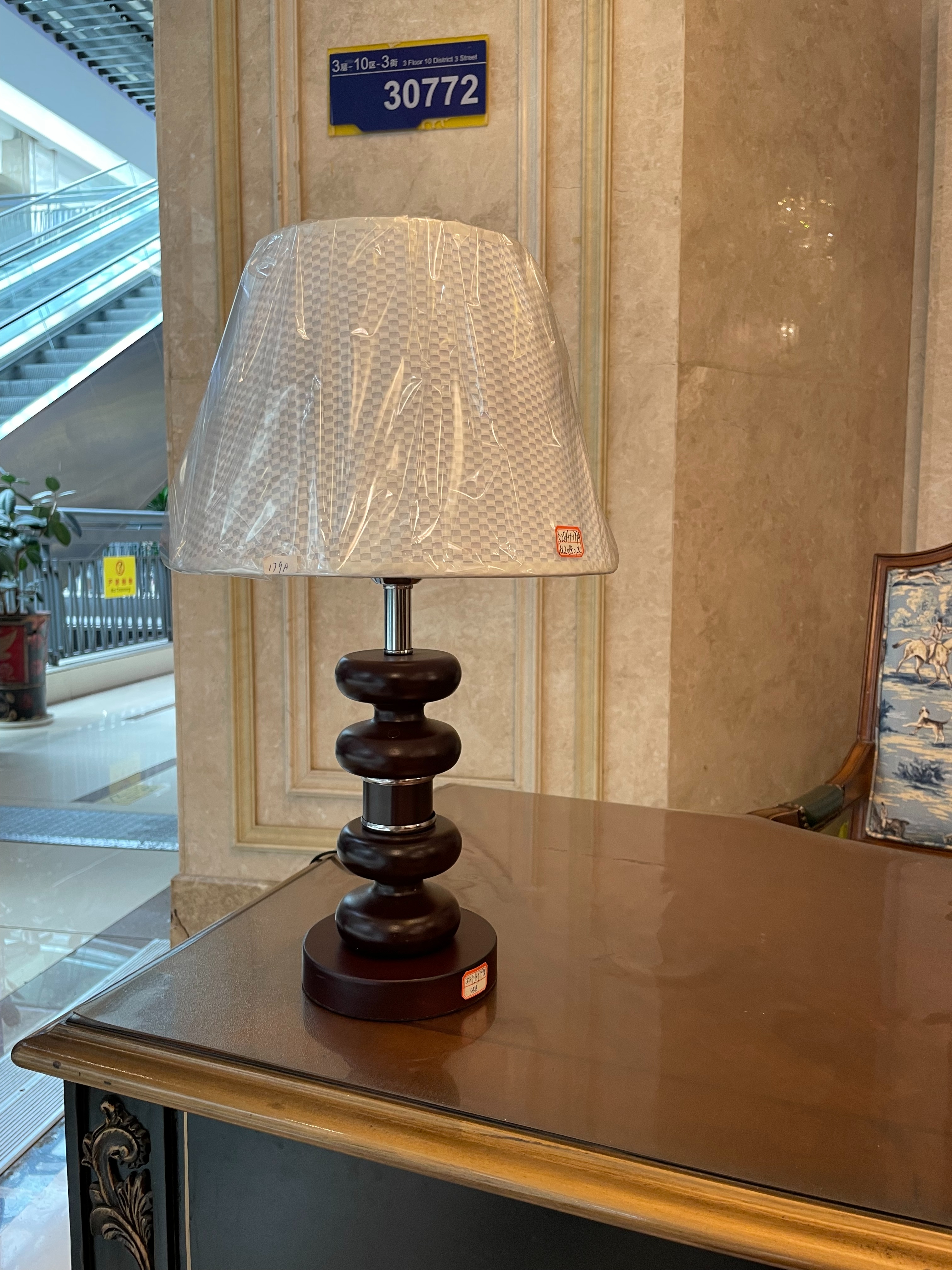 Toy table lamp, ordinary lighting table lamp, toy lamp, safe and durable, suitable for children as a gift Item Picture