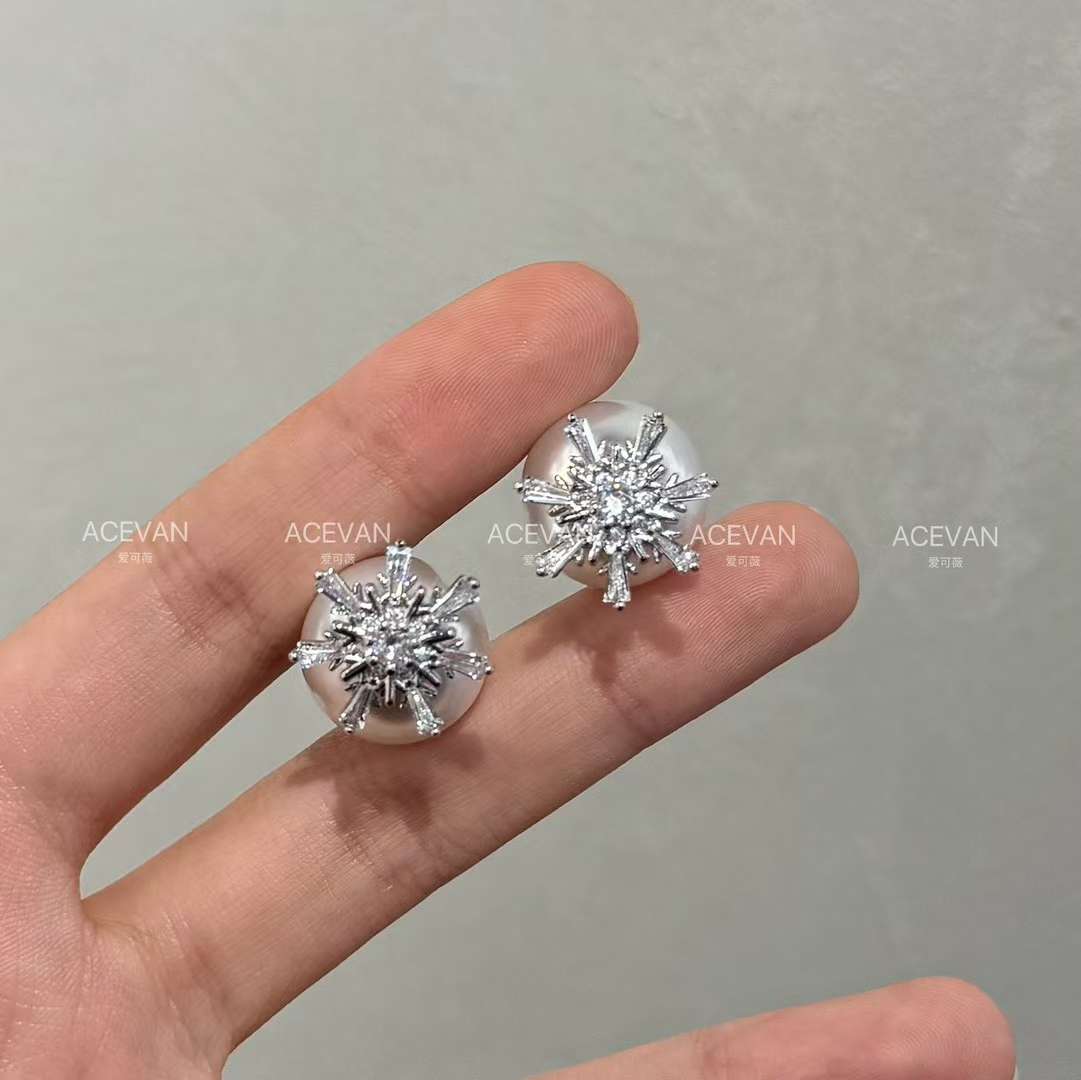 Snowflakes perlas pendientes 925 agujas de plata navidad nueva llegada simple incrustado con circonitas uno dos desgaste diseño sentido orejeras mujeres
