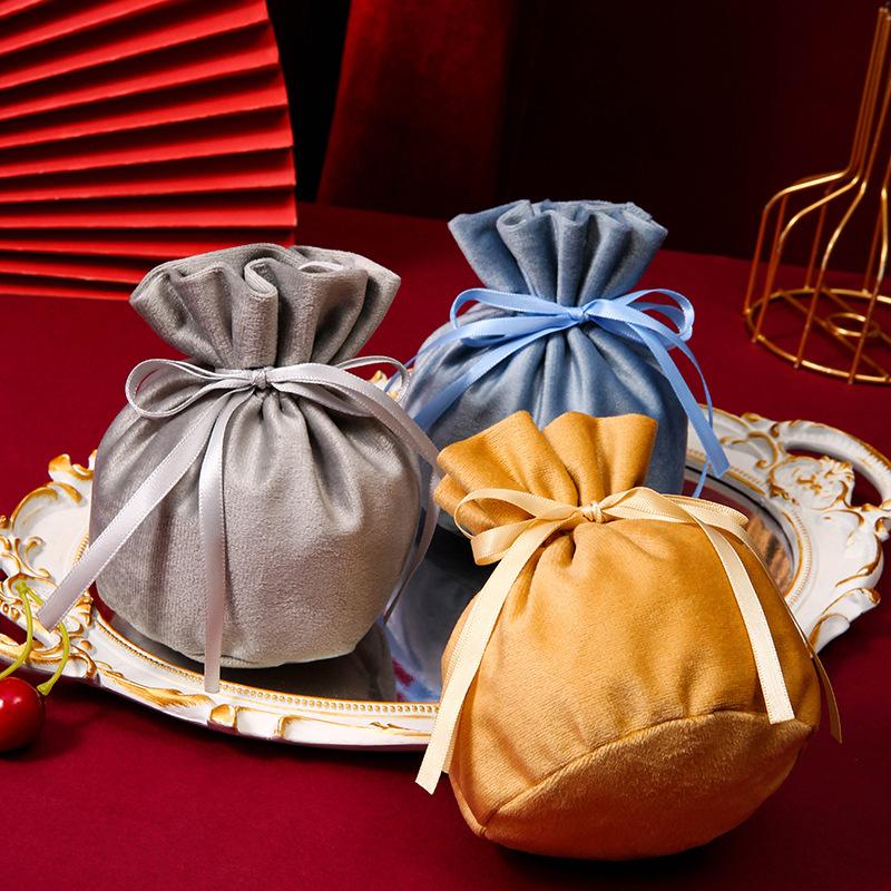 creative wedding supplies silk velvet yarn bag wedding candies box european-style wedding gift candy bag candy box wholesale Specification drawing