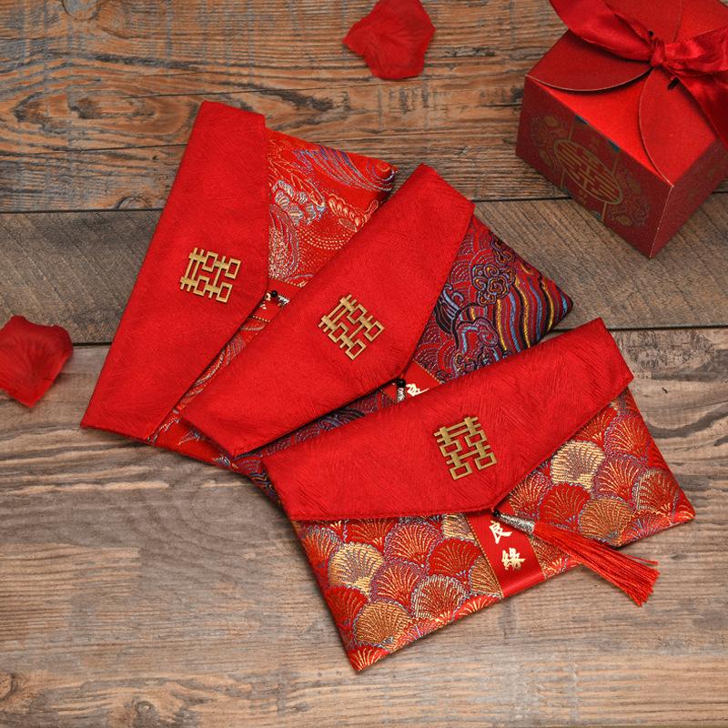 chinese retro 2023 new wedding fabric red envelop containing 10,000 yuan wedding supplies creative modified red envelope wedding supplies Specification drawing