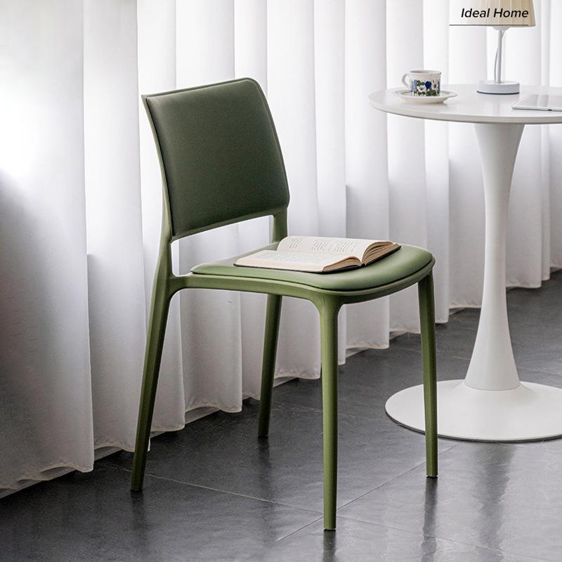 Stackable Club Restaurant Plastic Dining Chair Home Use and Commercial Use Hotel Wedding Table Chair Backrest Milk Tea Shop Leisure