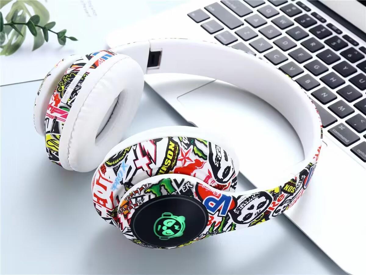 xx-1102 cross-border hot new headset cute bluetooth earphone cellphone computer music stereo headset Application Scenario