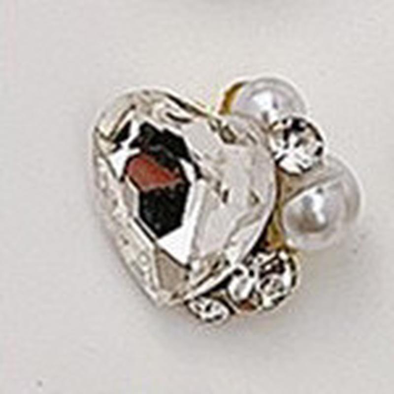 internet celebrity wear armor new nail beauty crystal pile rhinestone super flash crooked heart snowflake pillow axe love heart nail jewelry Application Scenario