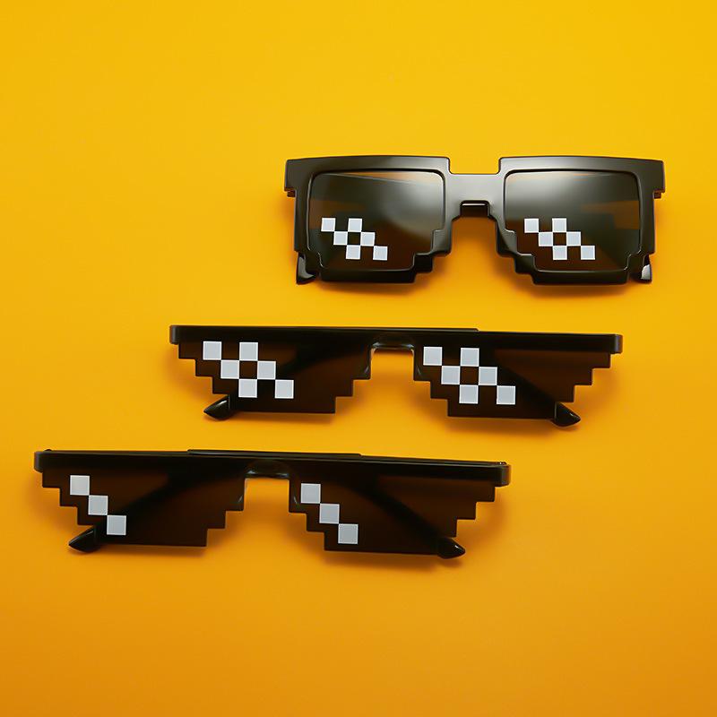 new mosaic internet-famous sunglasses two-dimensional cigar spoof sunglasses gold necklace coding pixel props glasses tide Specification drawing