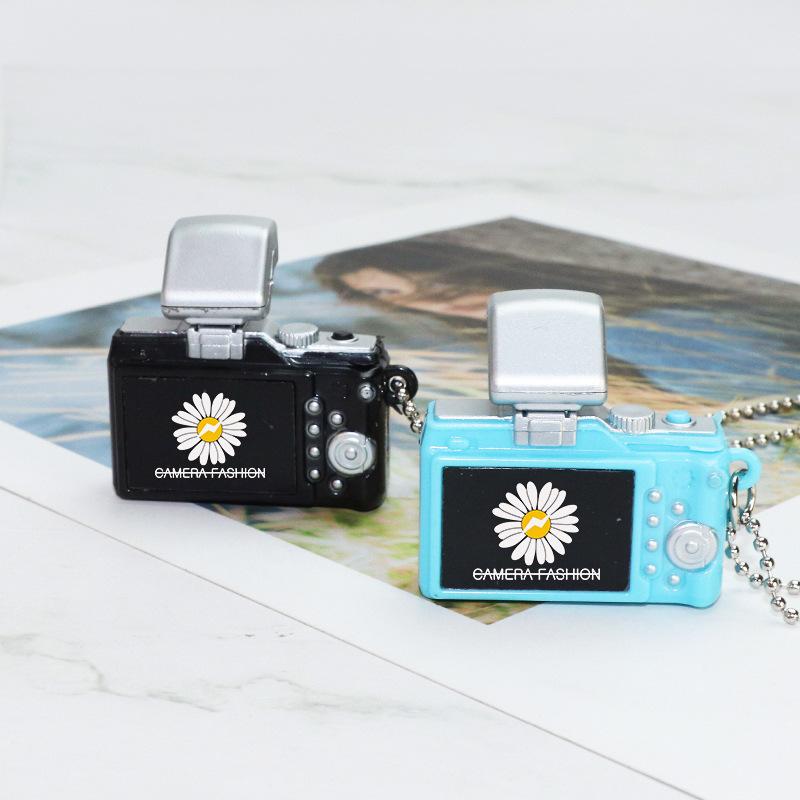 small camera luminous sounding keychain korean fashion simulation camera led schoolbag handbag accessories small pendant Specification drawing