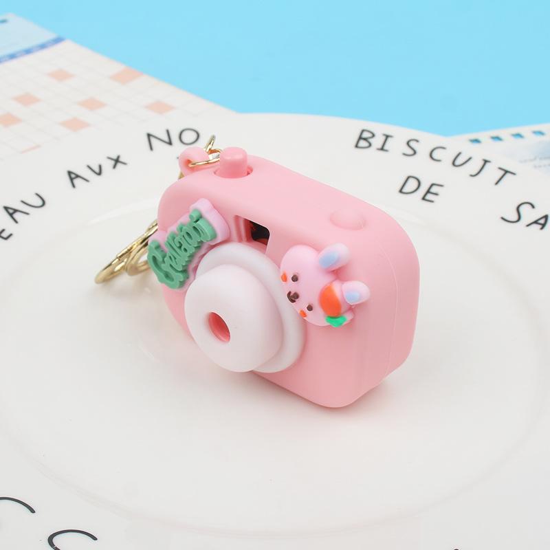 diy accessories wholesale cute cartoon camera keychain pendant pvc flexible glue three-dimensional ornament projection camera key Application Scenario