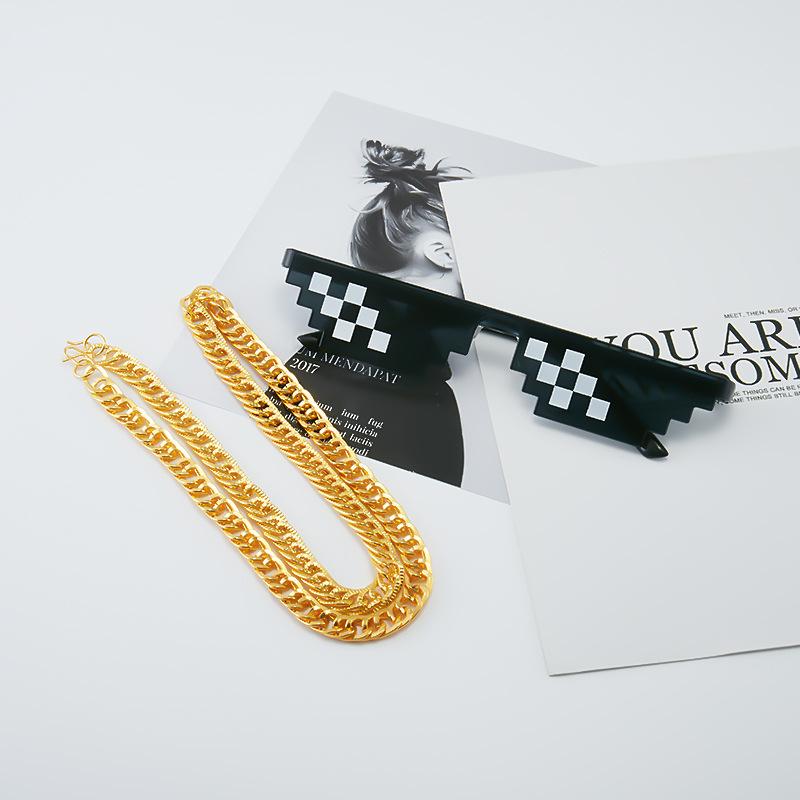 new mosaic internet-famous sunglasses two-dimensional cigar spoof sunglasses gold necklace coding pixel props glasses tide Application Scenario