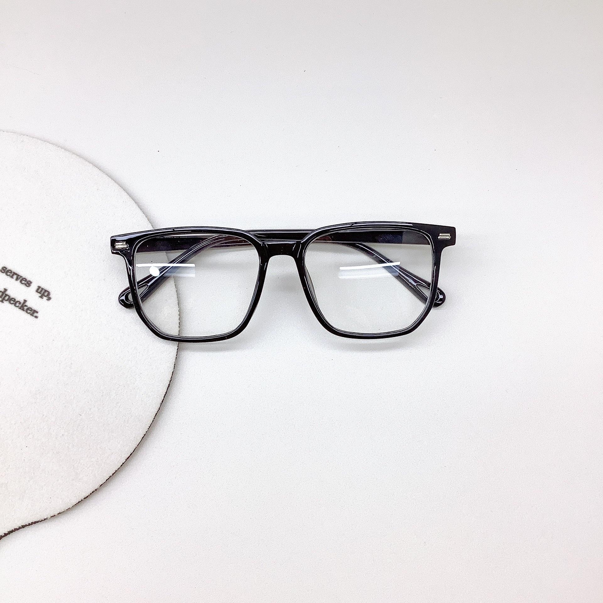 New Anti-Blue Light Kid's Eyewear Fashion Computer Eye Protection Girls Delicate Glasses Boys Cool Sunglasses Application Scenario