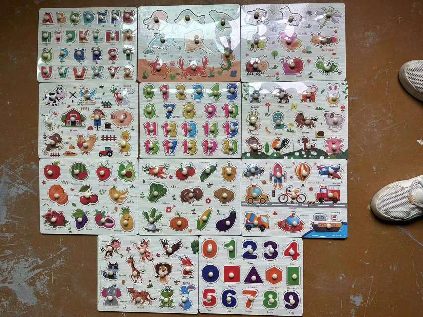 Wooden animal numbers, letters, traffic shape board puzzles, early education and intelligence toys, intelligence toys, building blocks, children's splicing cartoon Lego, large Lego pieces, building blocks table detail image 9