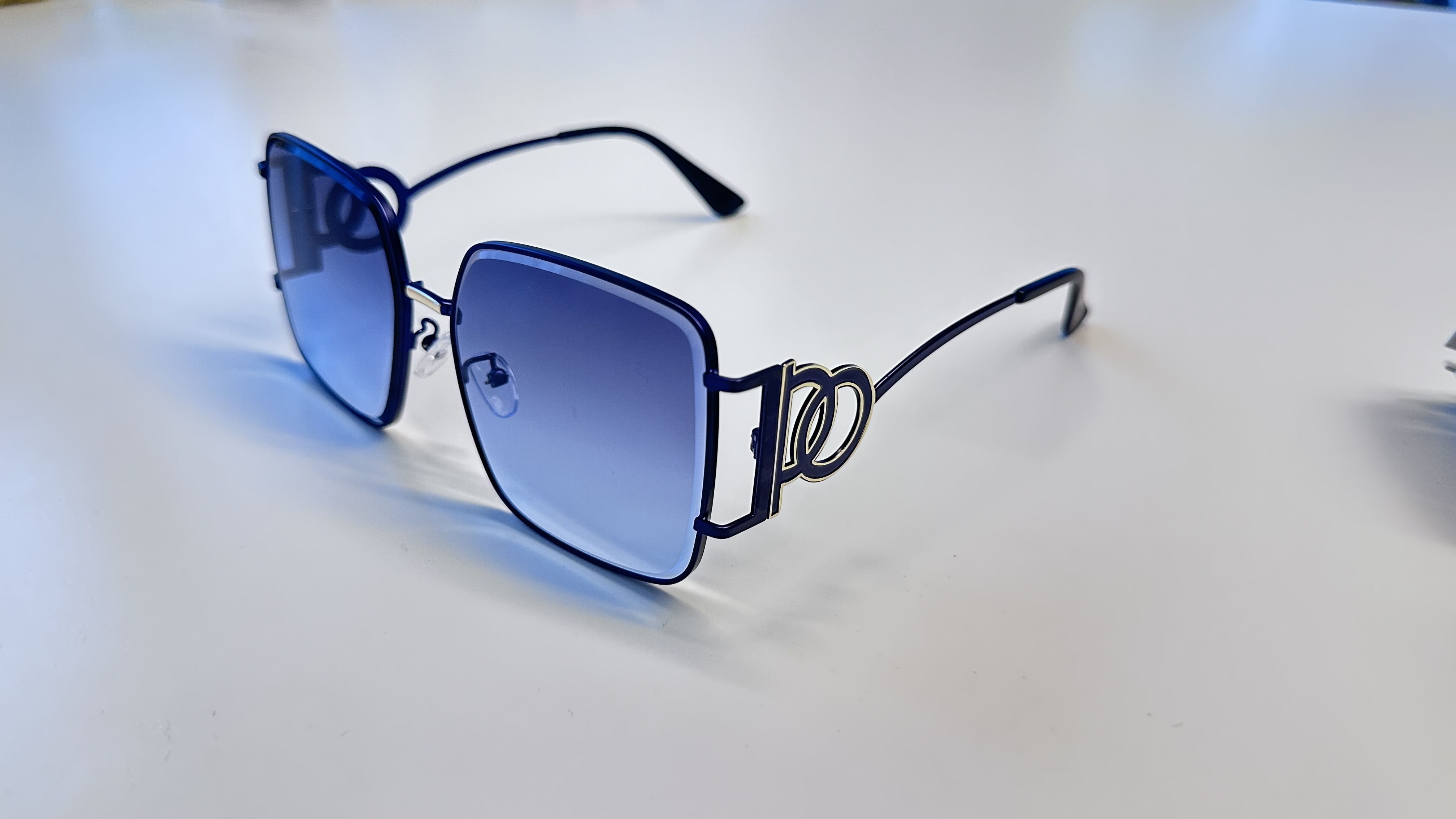 眼镜/墨镜/偏光太阳眼镜/墨镜男女2024个性/眼镜框产品图