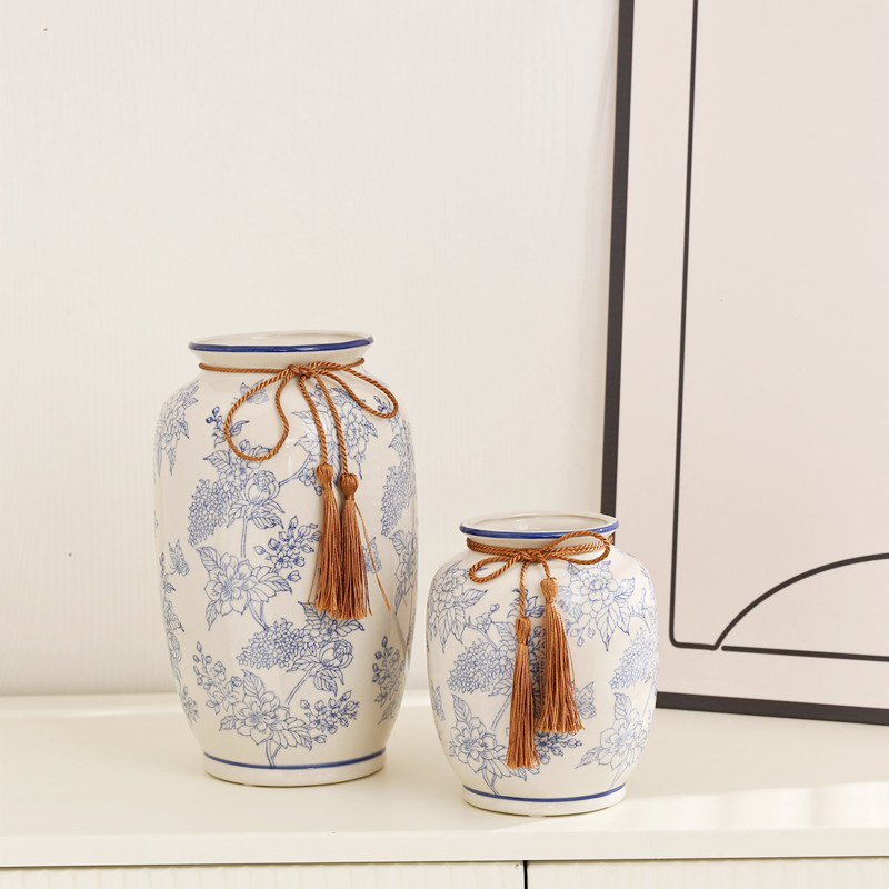 New Chinese-style high-end tabletop ornaments, entrance hall decorations, blue and white ceramic vases, artificial flower gifts, living room handicrafts details Picture