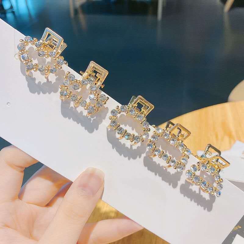Internet-famous pearl bangs clips, pearl water diamond Korean-style hair clips, fashionable and trendy top clips, Korean-style butterfly hair clips pic 6