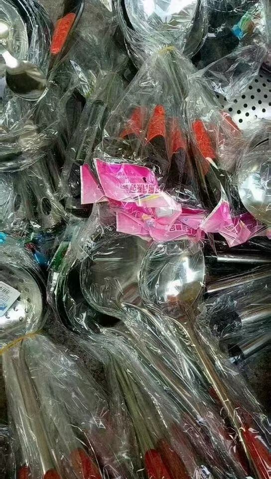 酒店餐具实物图