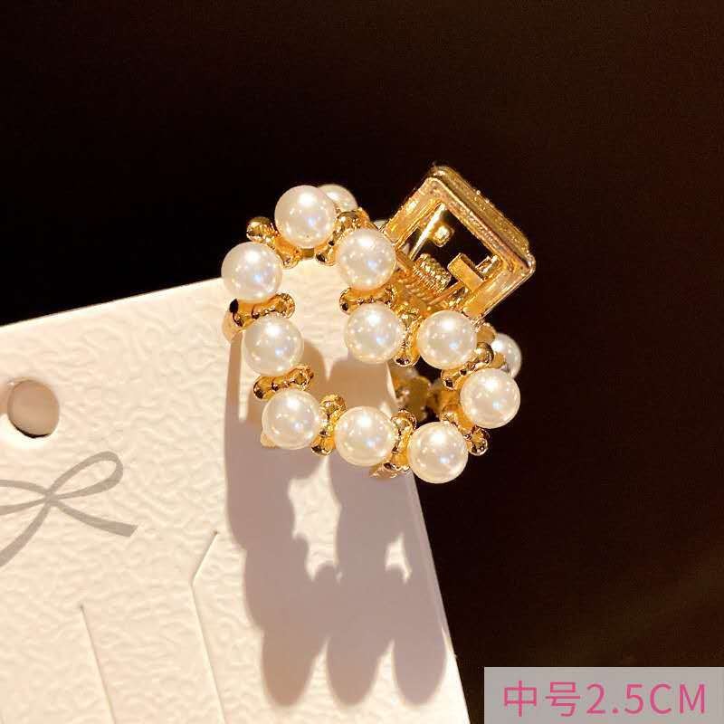 Internet-famous pearl bangs clips, pearl water diamond Korean-style hair clips, fashionable and trendy top clips, Korean-style butterfly hair clips Specification image