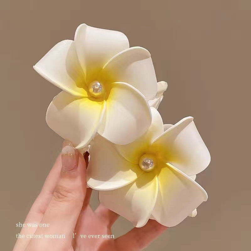 Super fairy-like frangipani headwear, summer seaside beach vacation photo clips, frangipani hairpins, Dai ethnic headwear
