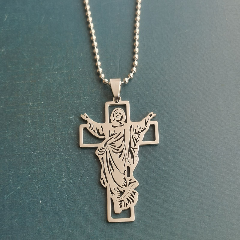 Cross-border foreign trade titanium steel stainless steel hollowed-out Jesus cross men's retro necklace pendant DIY jewelry accessories details Picture