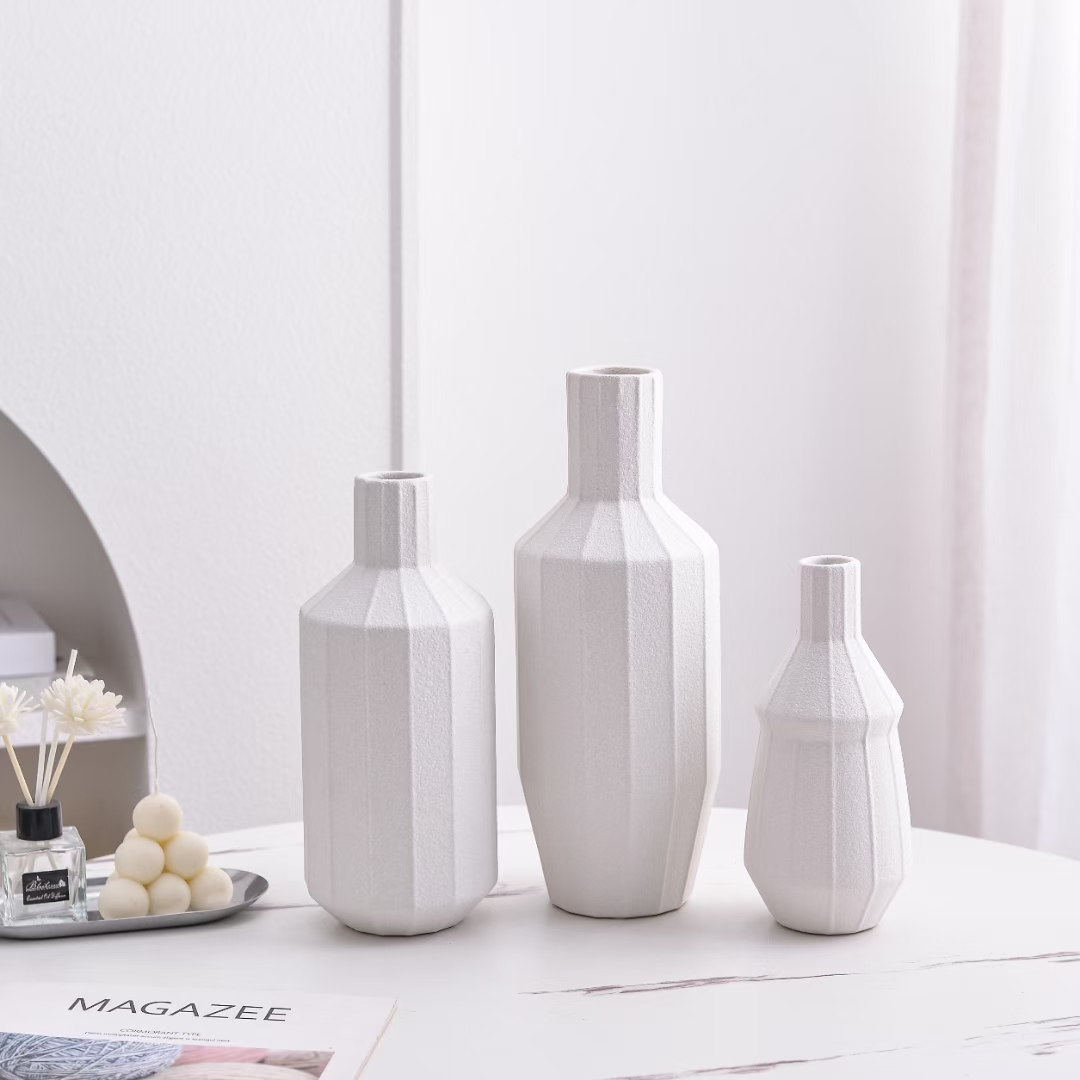 Desktop ornaments, vases, flower POTS and indoor decorations beautify the environment and add a touch of life's charm Specification image