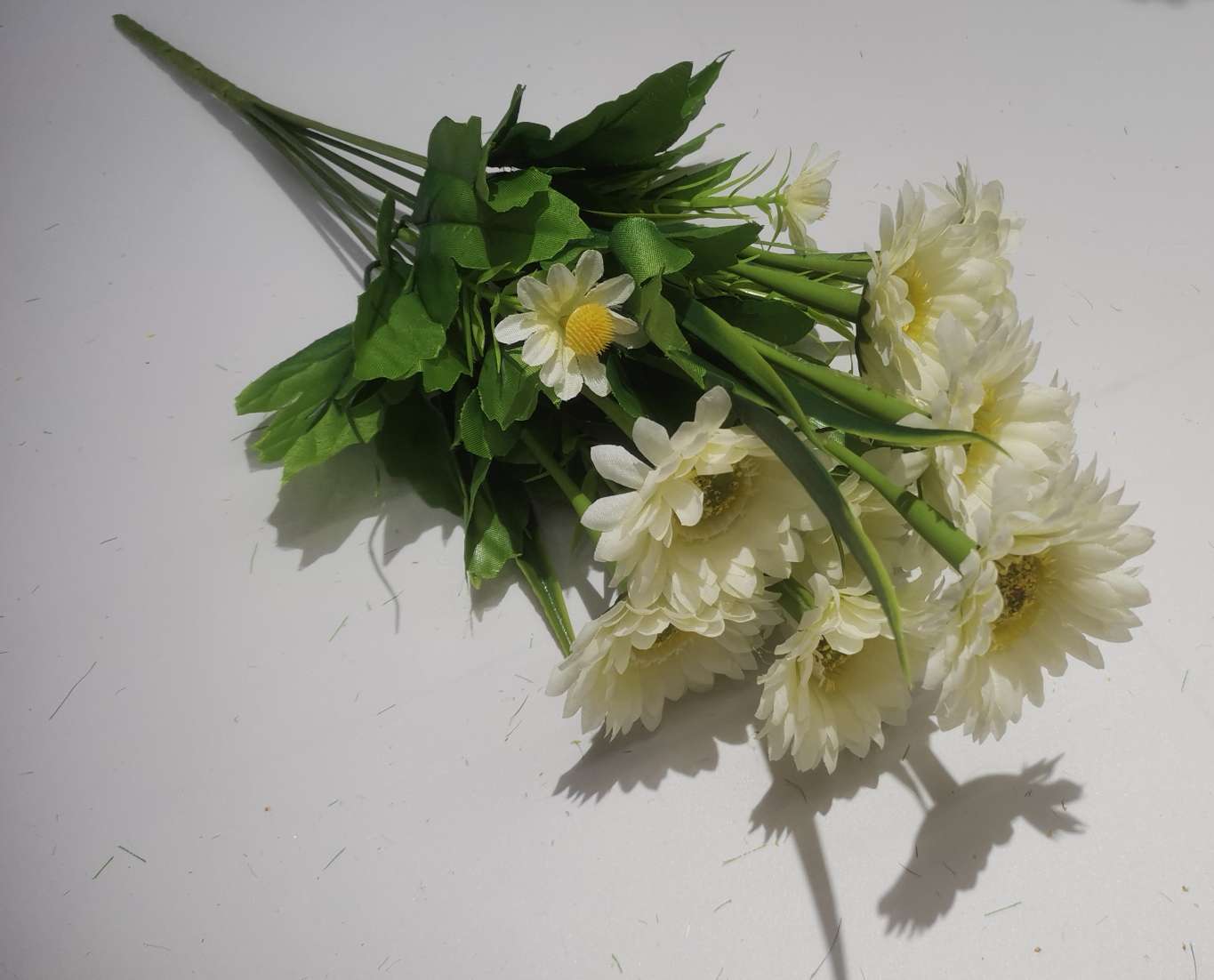 New 10-prong simulated chrysanthemum, auspicious round chrysanthemum decoration project flower, sacrificial chrysanthemum artificial flower detail image 8