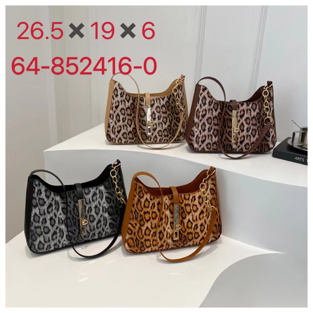 Crocs沙滩包 PVC女士包袋 箱包皮具 地摊热销 包包百搭 时尚休闲女包 潮流新款地摊Crocs沙滩包包包百搭详情20