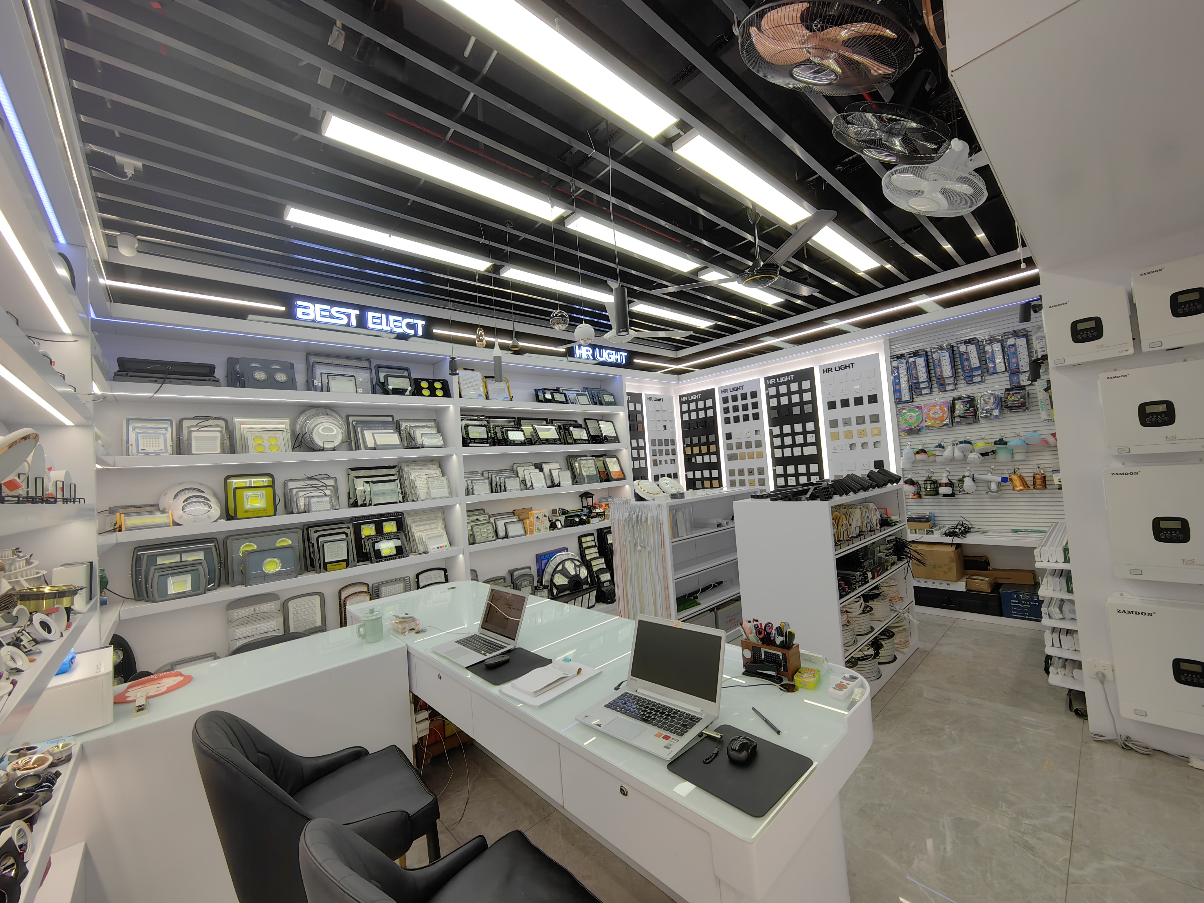 Yiwu Bohao Optoelectronic Technology Co., LTD describe pic - 1