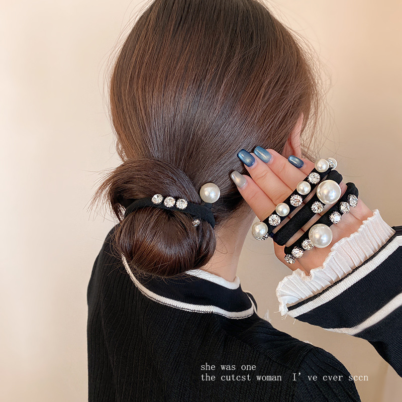 Korean retro pearl geometric round hair band for women 2025 autumn/winter new style, niche, high-end, fashionable and versatile hair accessory, Pingping accessory, hair tie, hair band headwear