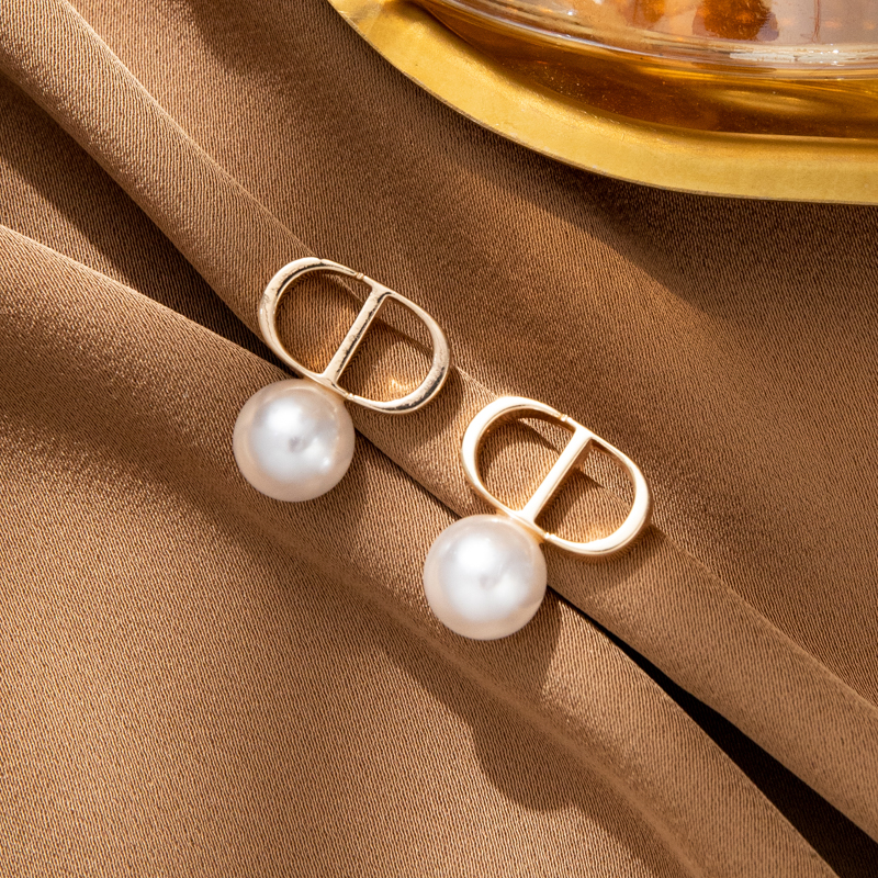 ins冷淡风CD字母珍珠耳钉个性气质猪鼻子耳饰