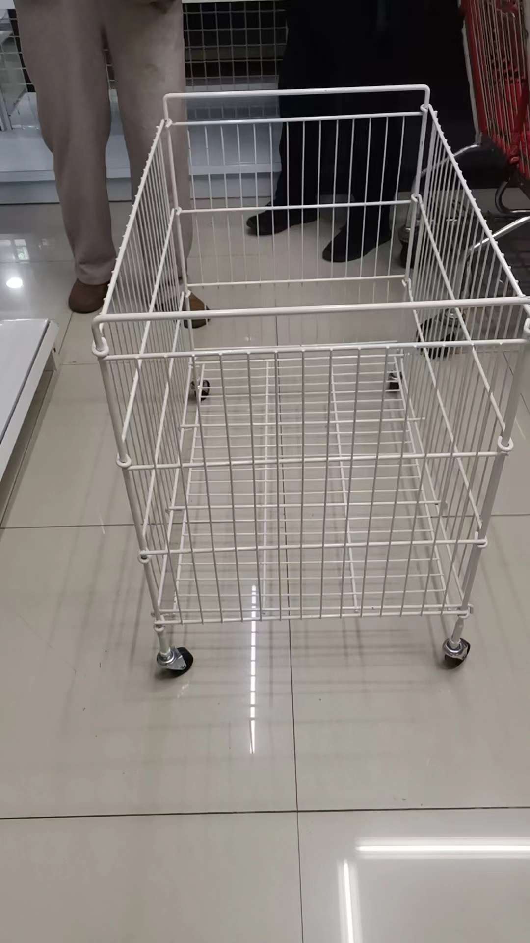 衣服篮 球类展示架  办公展示架    特价促销架