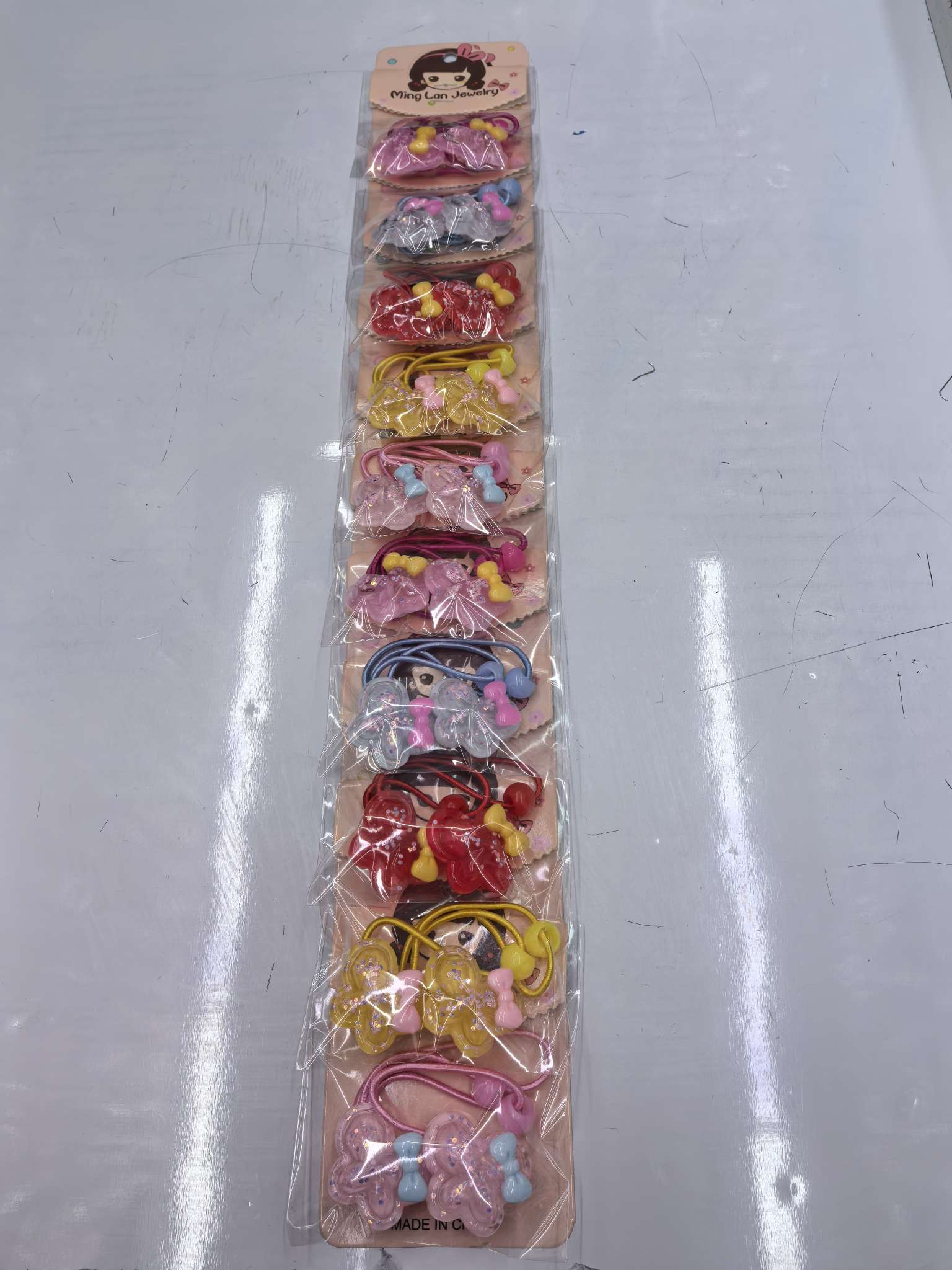 最近流行款蝴蝶金粉树脂带着领结茗兰饰品3007B