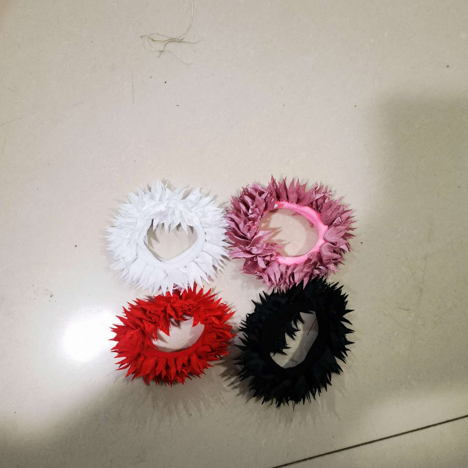 时尚饰品头饰发圈 优雅头发扎发圈 简约头绳 精致发饰 持久耐用不伤头发发圈头绳饰品细节图