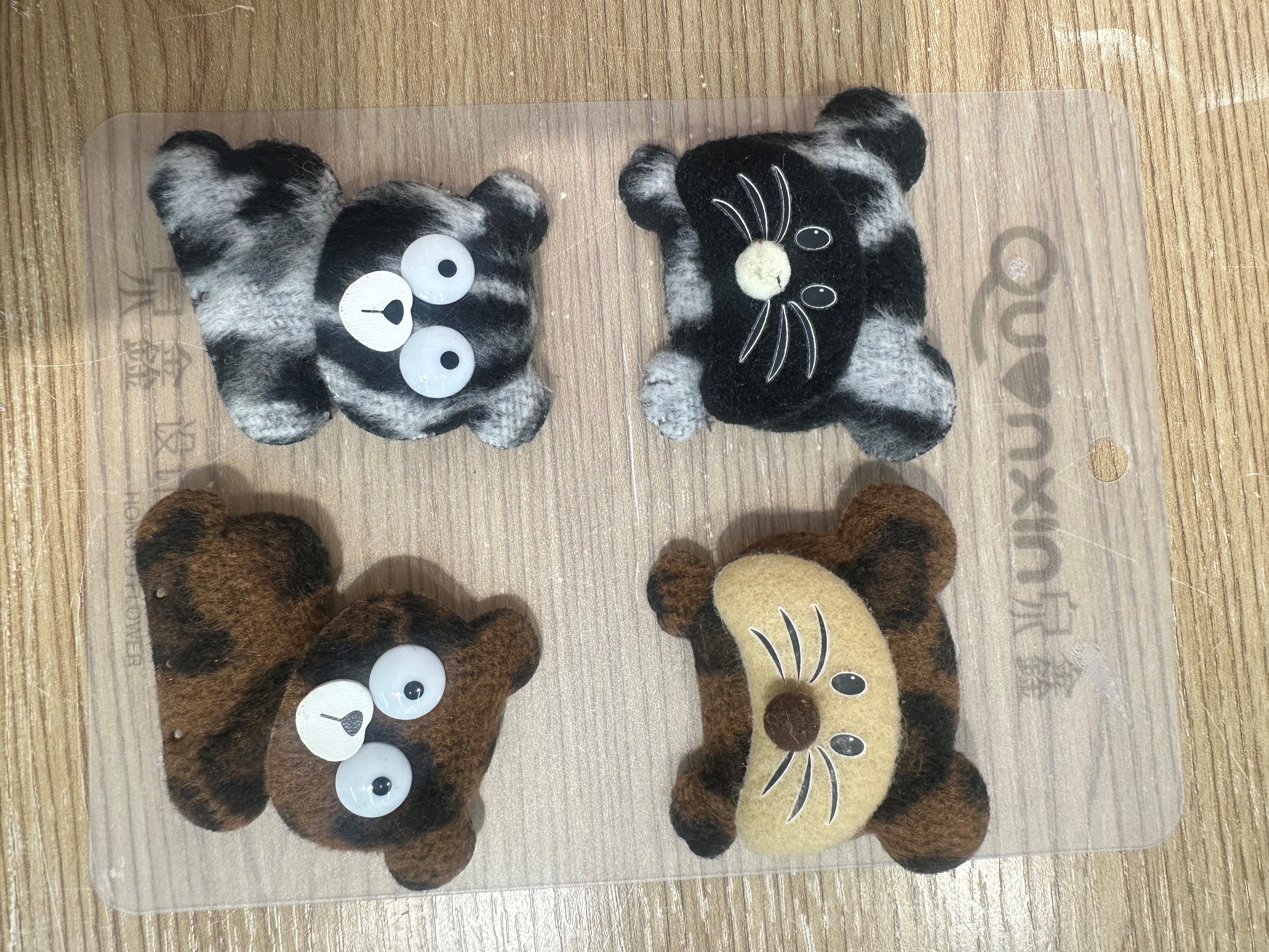 Cloth DIY clothing hat socks accessories design handmade jewelry Japan and South Korea cute decorative love cartoon pendant diy cute children Izumi xin accessories full figure