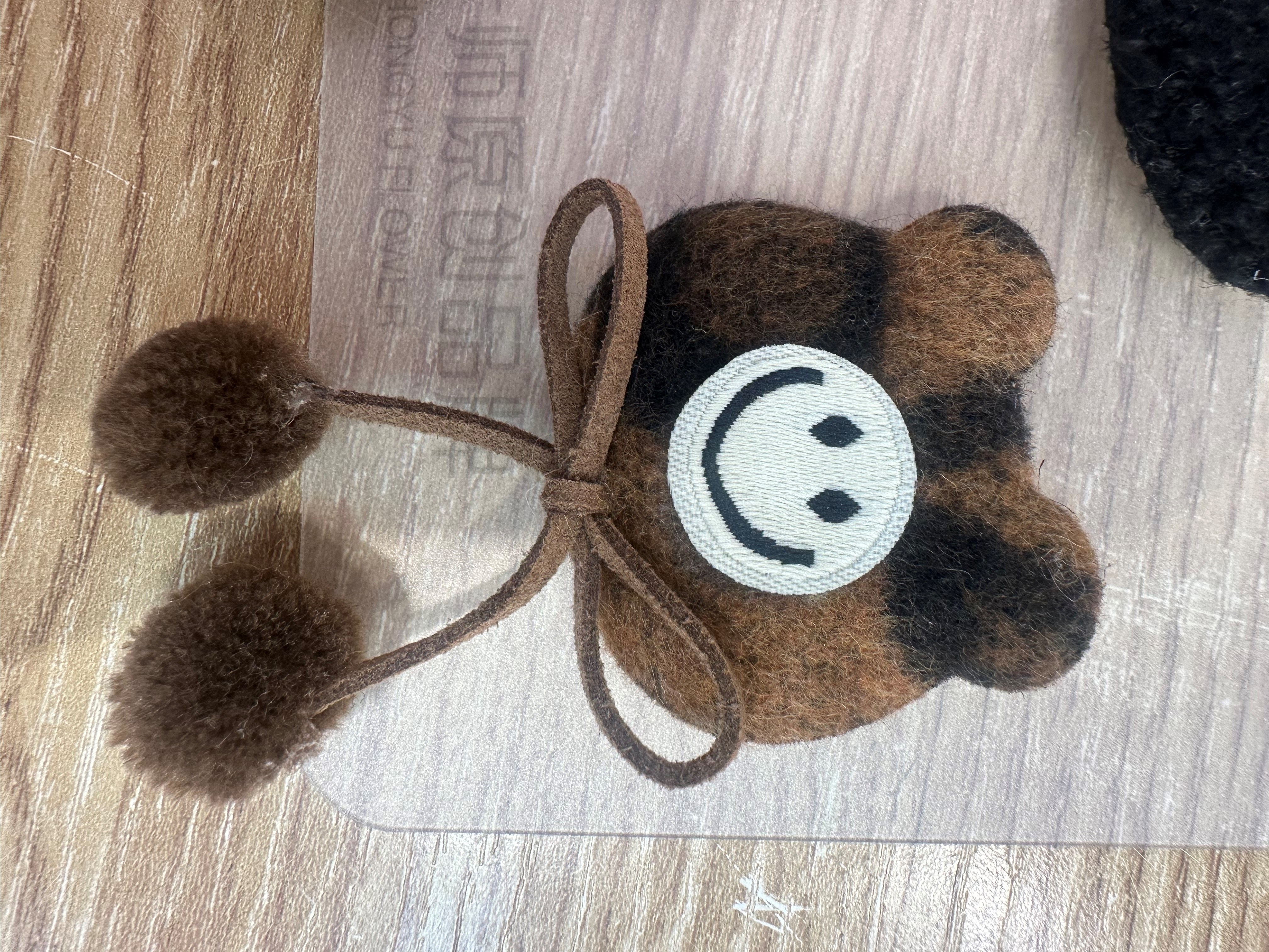 Cloth DIY clothing hat socks accessories design handmade jewelry Japan and South Korea cute decorative love cartoon pendant diy cute children's clothing Quan Xin accessories details Picture