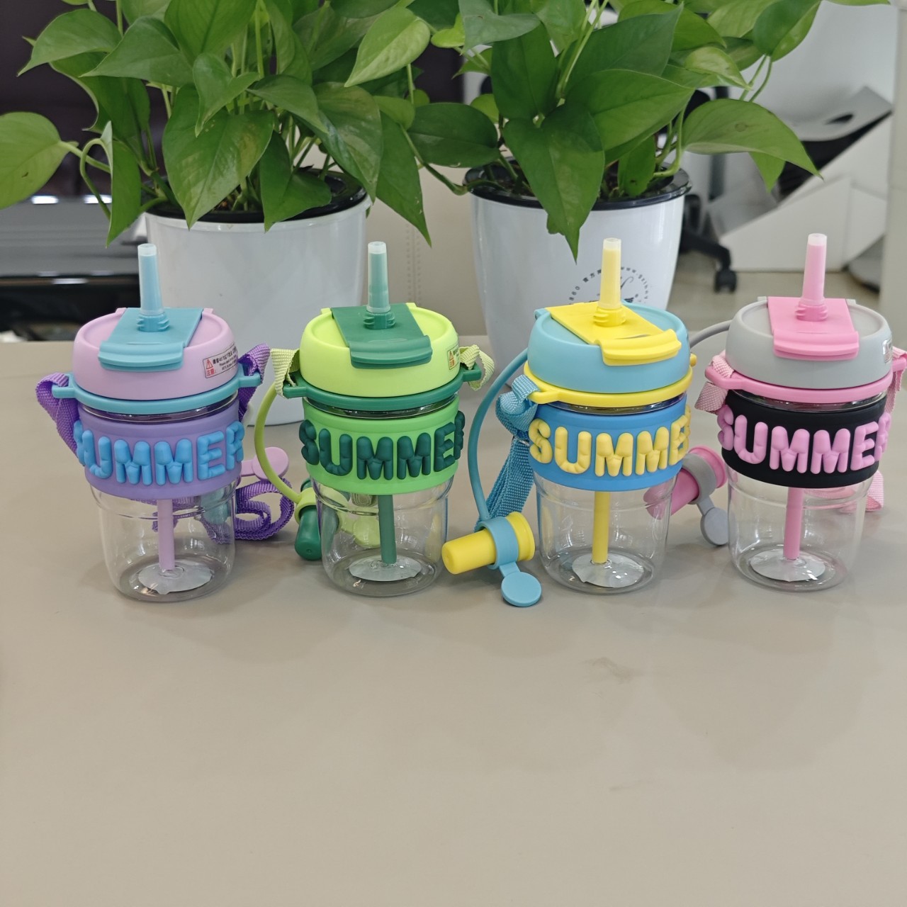 S49-2696 anti-scalding cartoon straight drinking cup with straps Summer sports plastic student water bottle high appearance level water cup Application Scenario