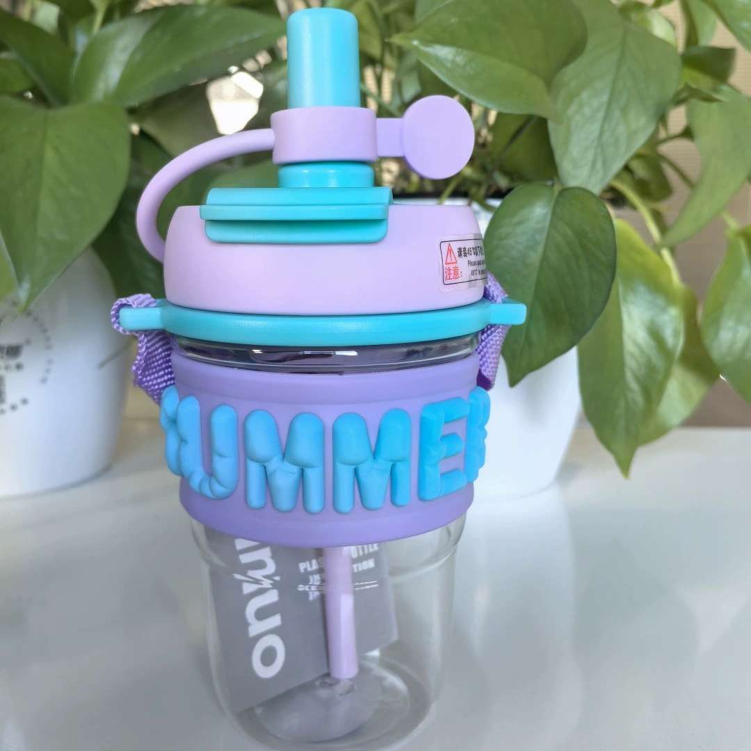 S49-2696 anti-scalding cartoon straight drinking cup with straps Summer sports plastic student water bottle high appearance level water cup undefined