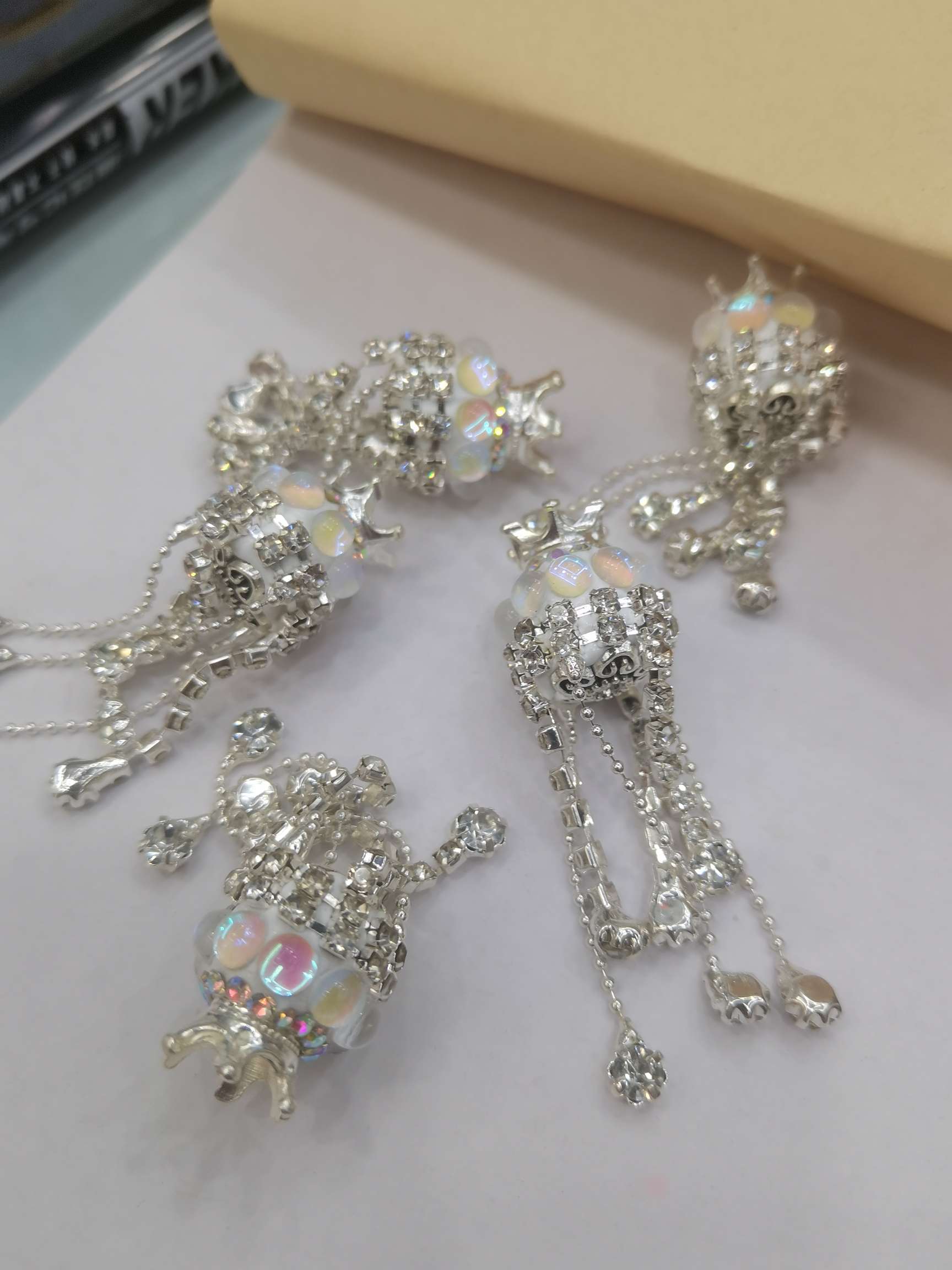 White crown slipper accessory Item Picture