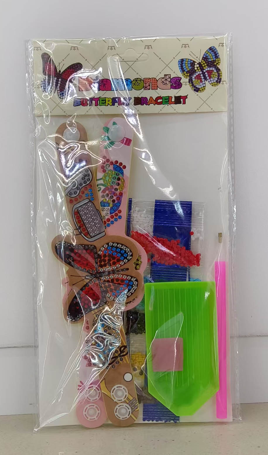 THHE钻石蝴蝶手镯