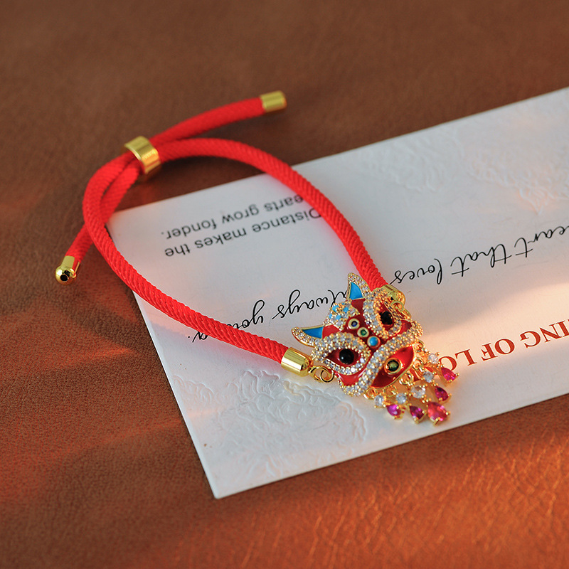 The traditional Chinese style wealth-attracting lion dance corsage, ancient-style charm bracelet, a festive accessory for both men and women, and a red Chinese trend bracelet detail image 4