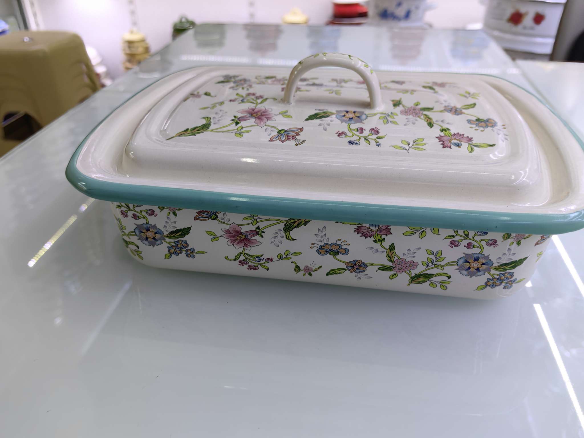 托盘/果盘/木制甜品台/三层长方金边果盘/糕点摆盘带盖白底实物图