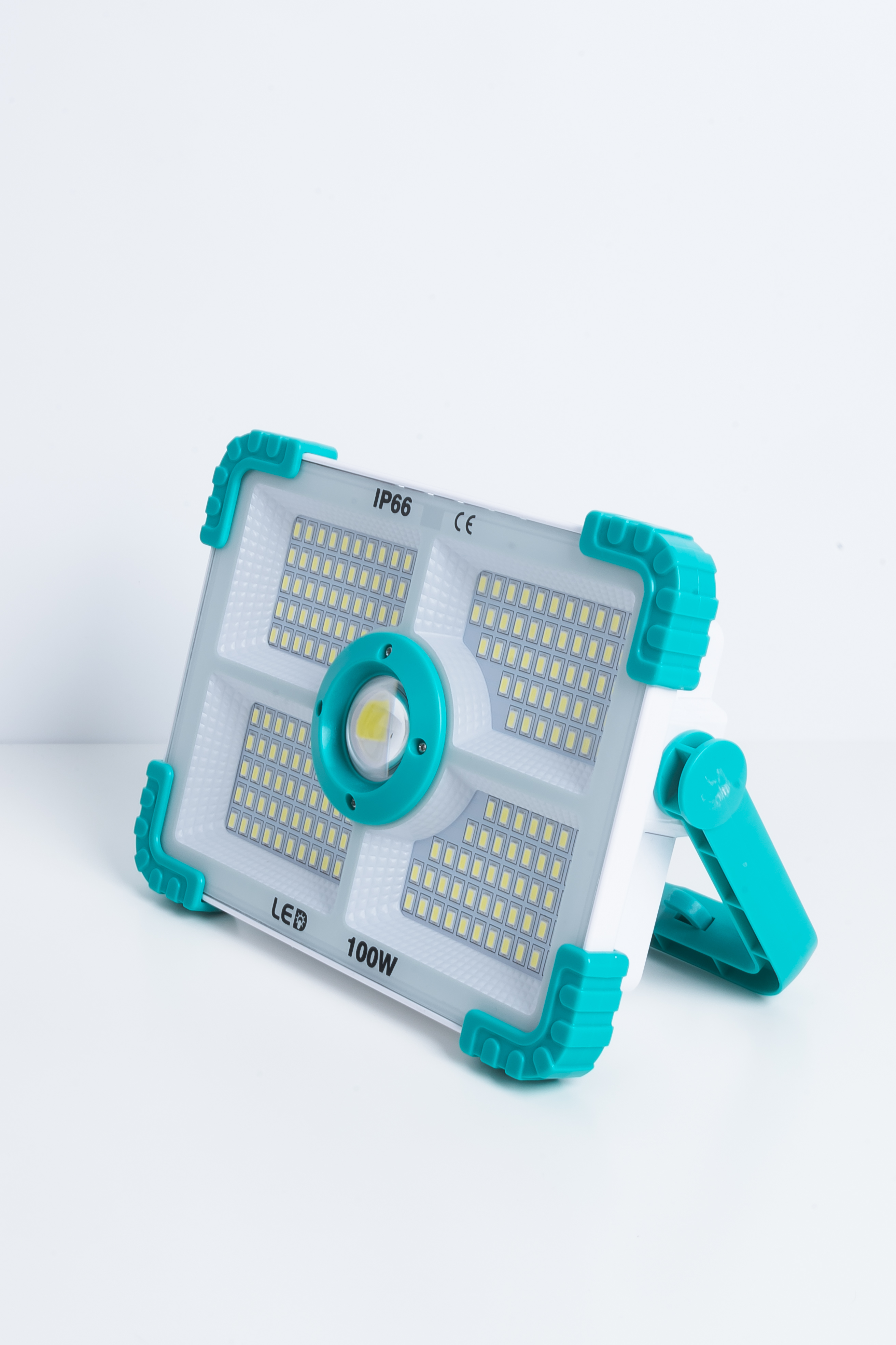 DeepKing Cross-border DK-748 100W Outdoor Lamp, street stall LED charging lamp, night market lamp, power outage emergency lighting, portable camping lamp, street stall lamp, Extralong salt water lamp Application Scenario