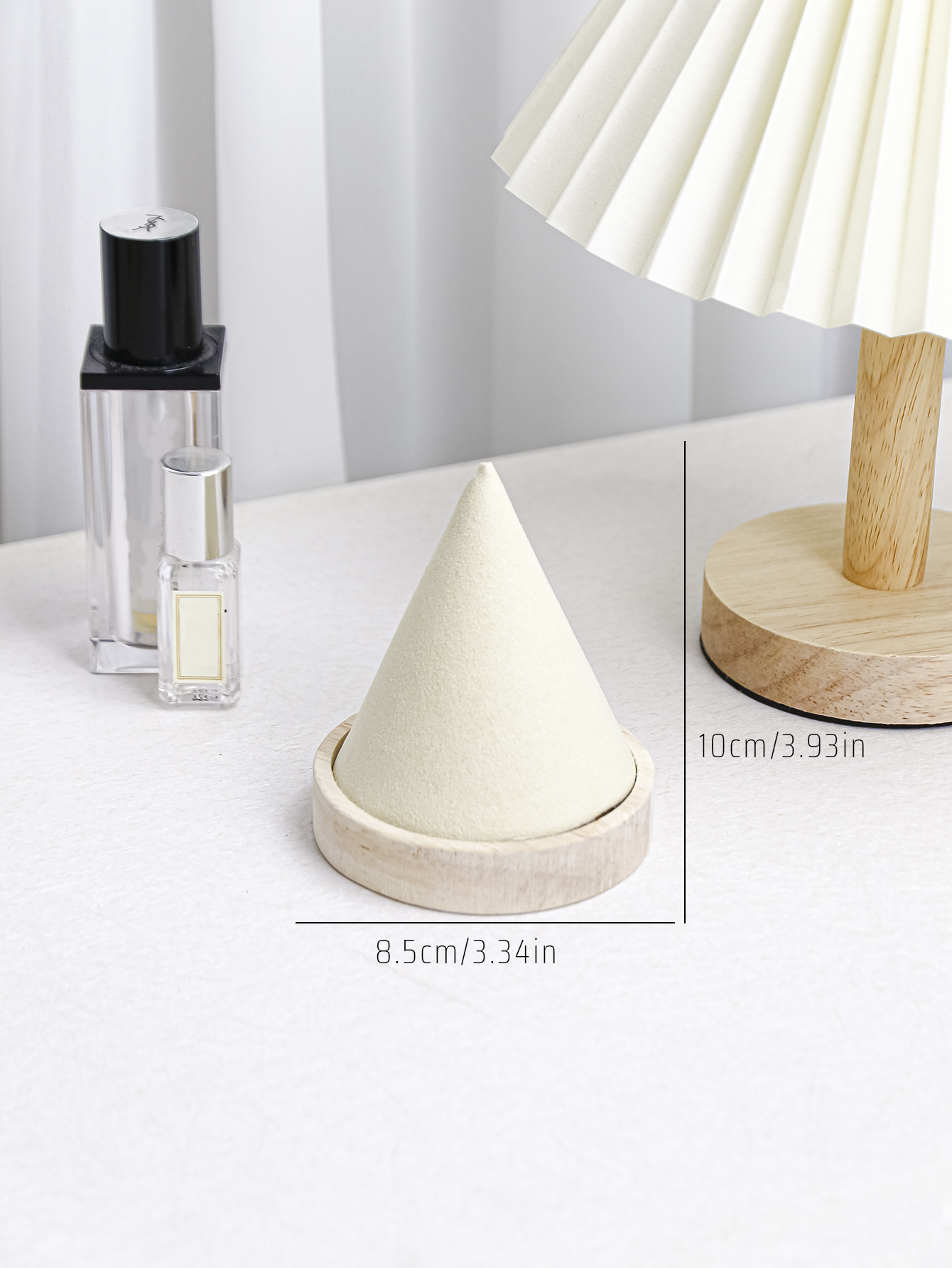 The wooden watch box, jewelry display stand, bracelet plate, conical display stand is a must-have for setting up a stall for display, storage and organization. The style is novel Item Picture