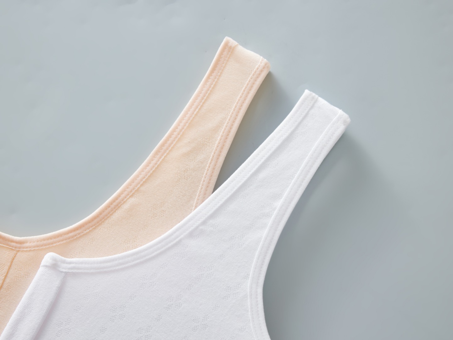 Girls' underwear development period primary school junior high school vests girls cotton vests thin girls vests details Picture
