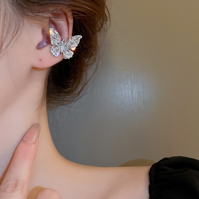 Super ethereal luxury zircon butterfly ear clips, European and American light luxury trendy ear buckles, niche high-end feel, versatile earrings, micro-inlaid earrings details Picture