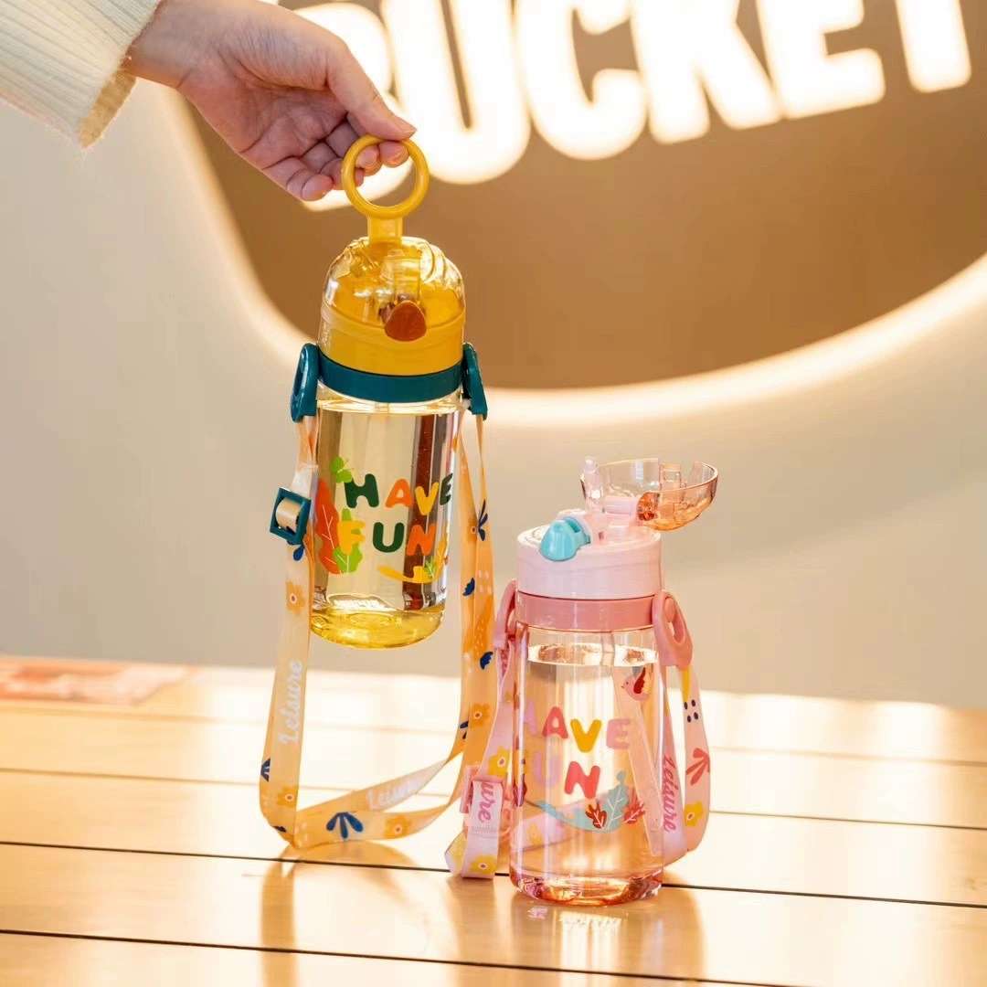 S150-TY-0943 high appearance level plastic cup, large capacity with straw cup, cute portable children's water bottle detail image 3