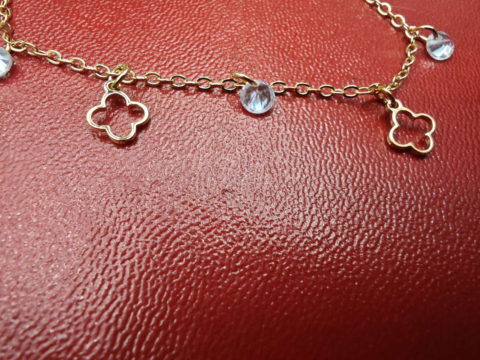 水晶手串手链 四叶草手饰 个性时尚饰品 精致手链礼物装饰品手链饰品细节图